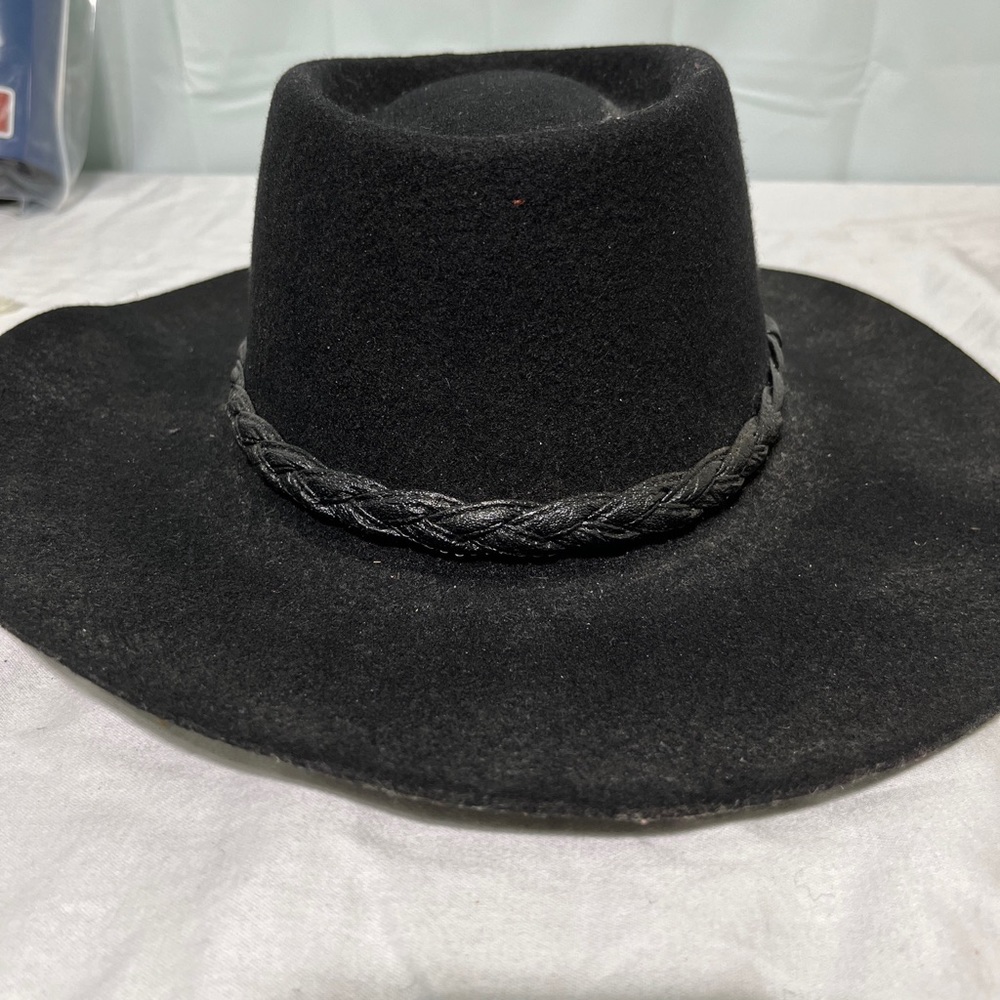 Black Cowboy Hat with braided trim. Unisex size 7 WPL 5923 100% Wool